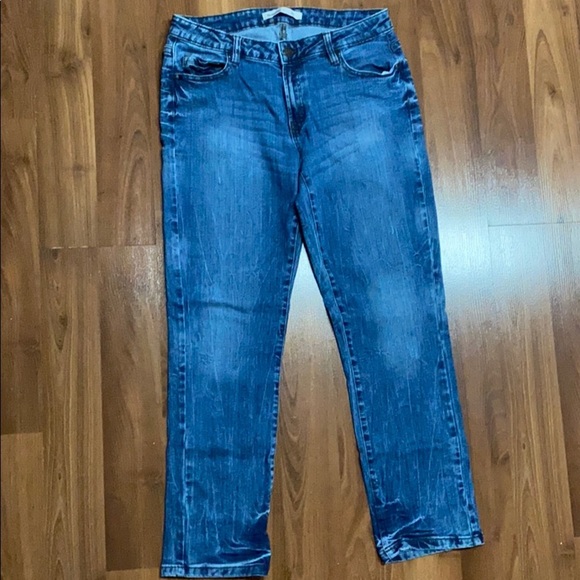 Bluenotes Mid Rise Crop Boyfriend Jeans - Picture 1 of 10
